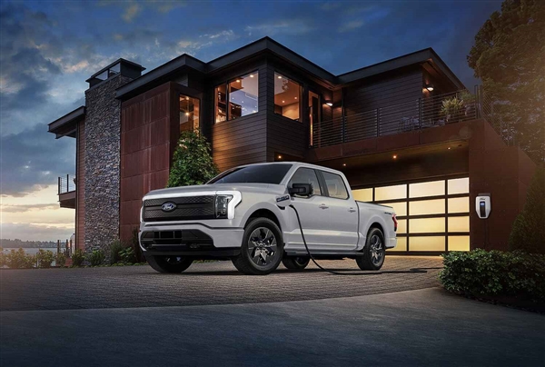 福特汽车将停产F-150纯电皮卡：预计损失超1300亿元