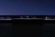 小米揭秘YU7行业首创天际屏全景显示：三块Mini LED投影
