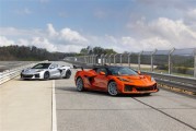 史上最强！科尔维特ZR1X超跑发布：V8+电机 零百加速2秒内
