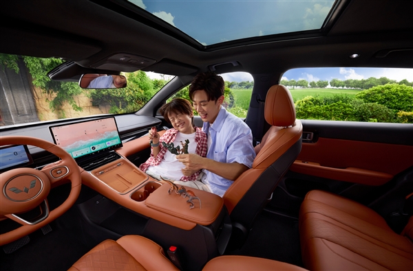 不到9万买家用插混SUV 新款五菱星光S上市：8.98万起