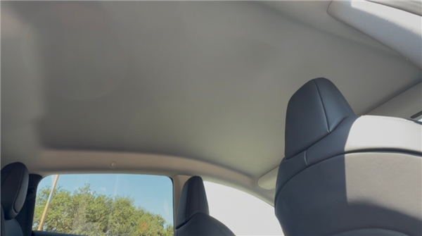 外观、配置全公布！特斯拉正式发布廉价版Model 3/Y 铁粉吐槽：价格太失望了