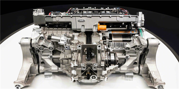 首款电车一亮相 法拉利市值蒸发127亿