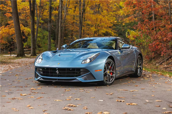 首款电车一亮相 法拉利市值蒸发127亿