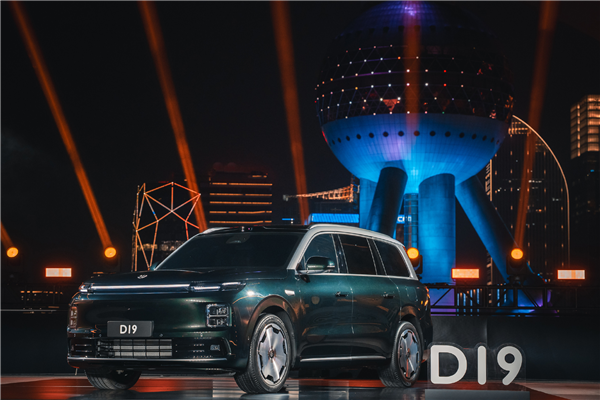 零跑 不再摸着理想过河